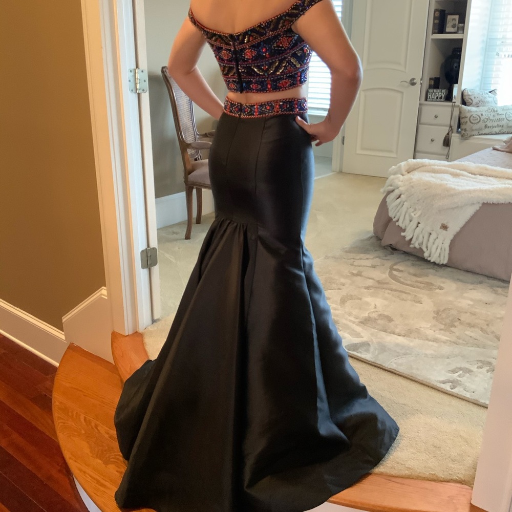 Prom Dress - Picture 2 of 4